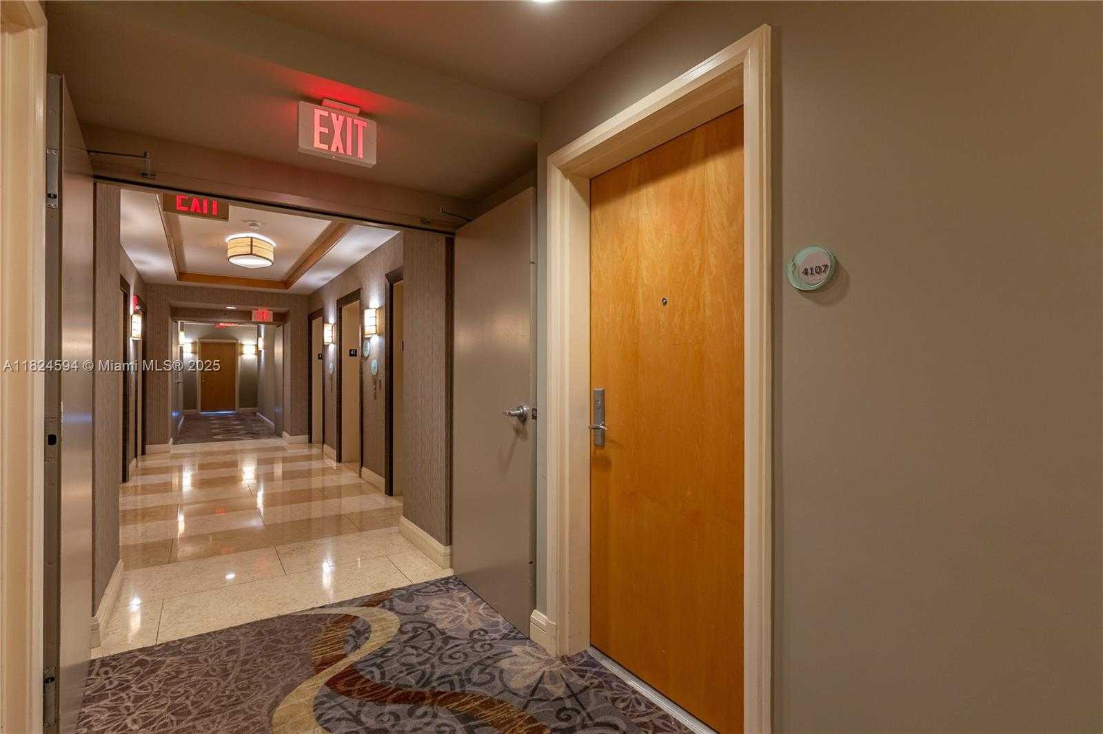 Small Image of 244 BISCAYNE BLVD #4107, Miami Number 36