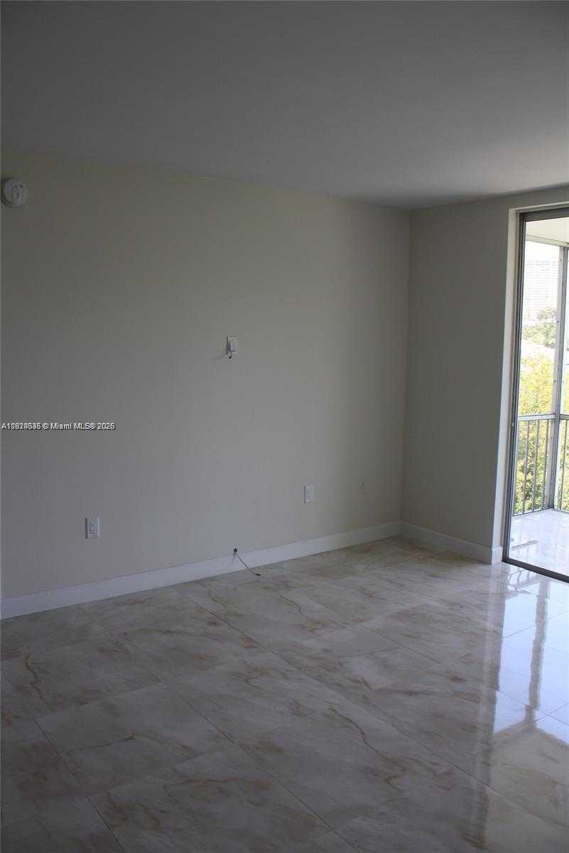 Small Image of 2930 POINT EAST DR #E309, Aventura Number 15
