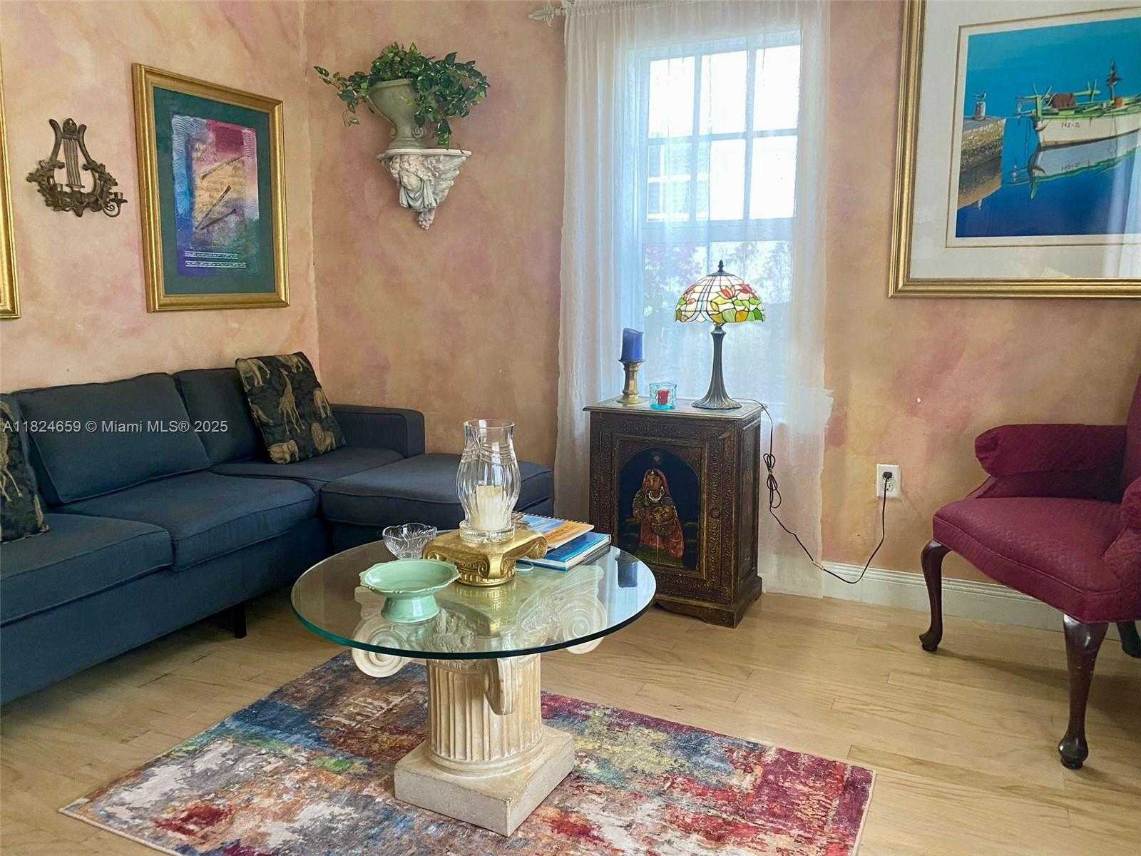 Small Image of 750 PENNSYLVANIA AVE #3, Miami Beach Number 13