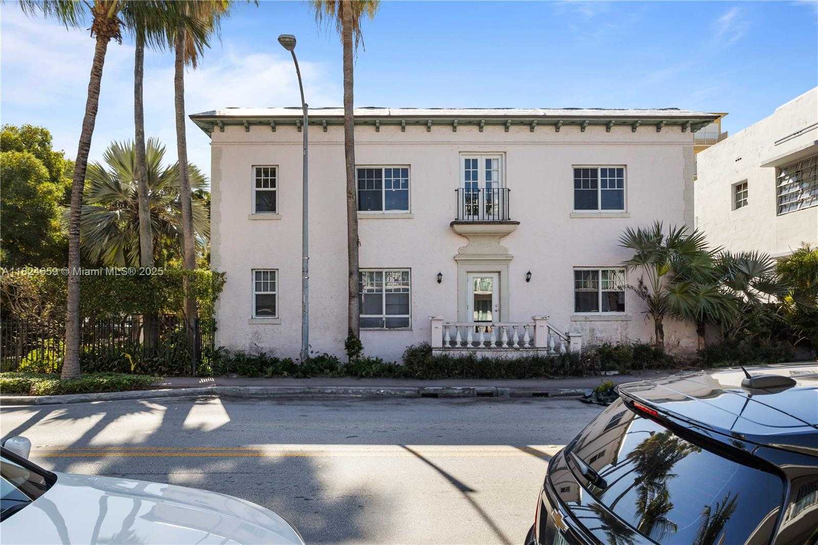Small Image of 750 PENNSYLVANIA AVE #3, Miami Beach Number 4