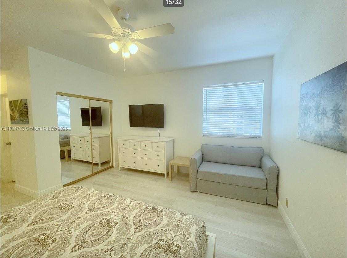 Small Image of 326 HARRISON ST #303A, Hollywood Number 16