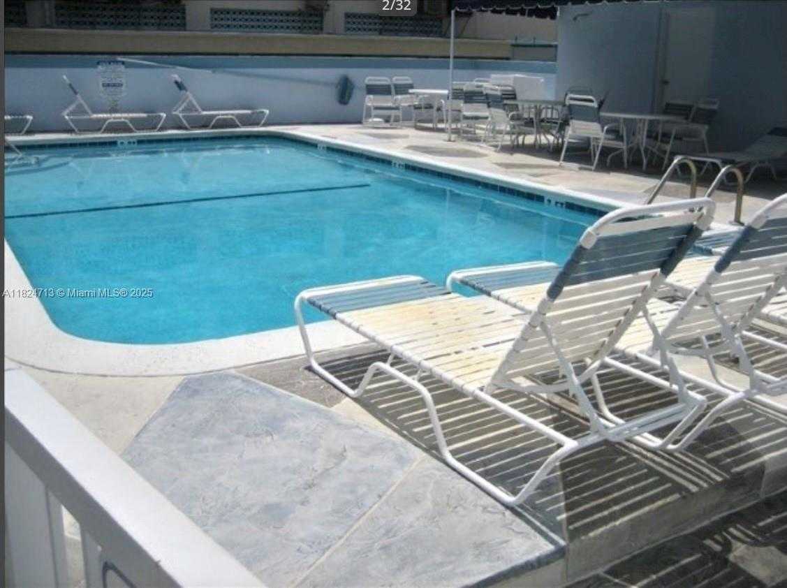 Small Image of 326 HARRISON ST #303A, Hollywood Number 2