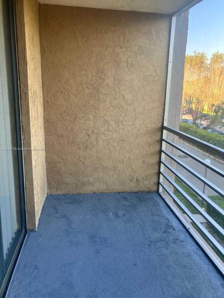 Small Image of 1820 SOUTH WEST 81ST AVE #3305, North Lauderdale Number 10