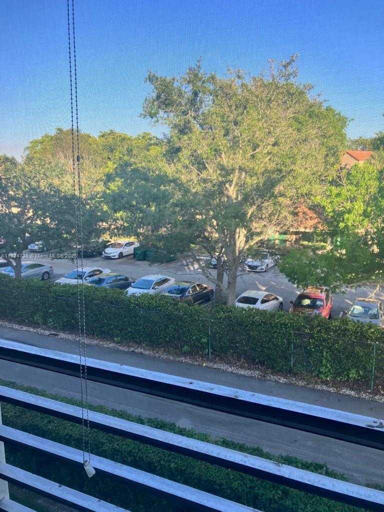 Small Image of 1820 SOUTH WEST 81ST AVE #3305, North Lauderdale Number 23