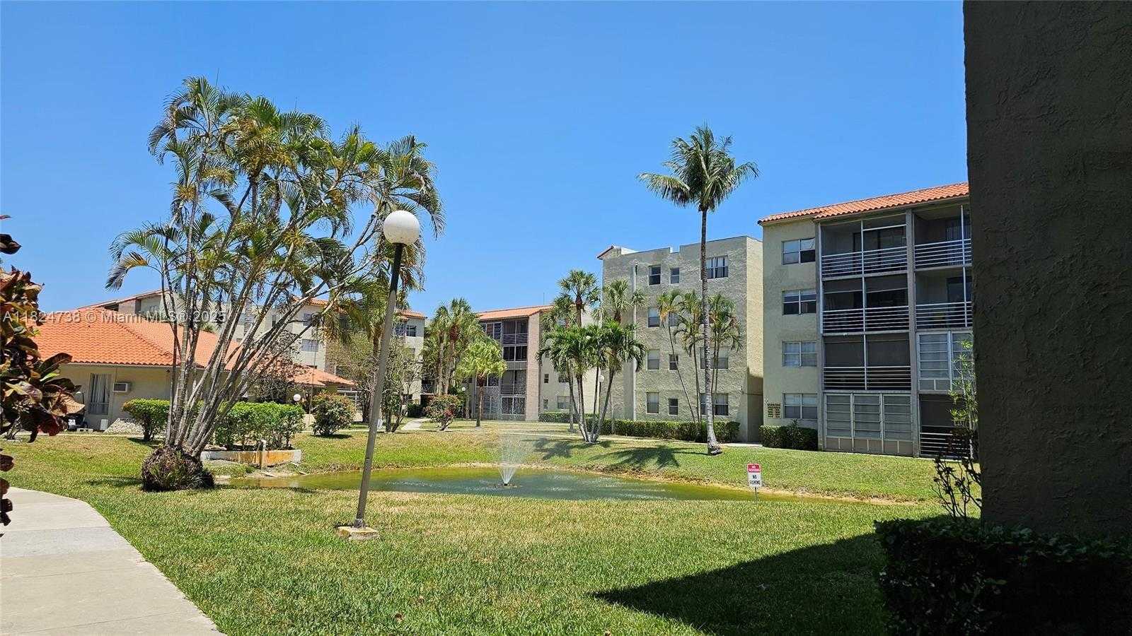 Small Image of 1820 SOUTH WEST 81ST AVE #3305, North Lauderdale Number 5