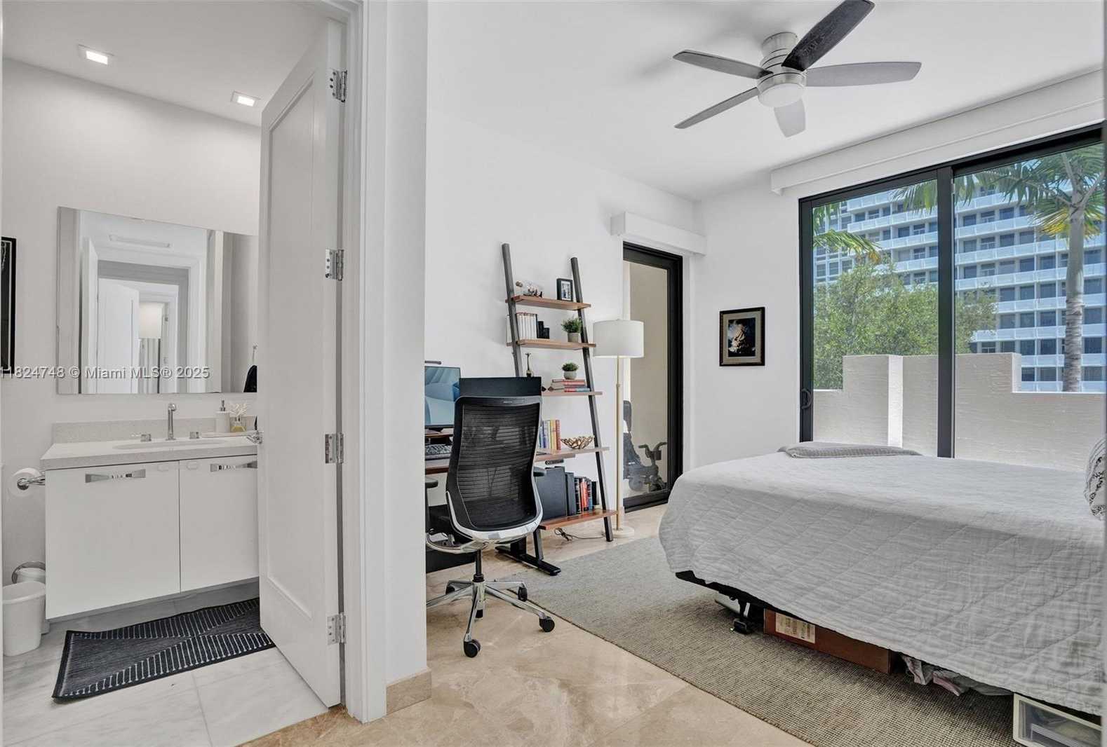 Small Image of 718 VALENCIA AVE #204, Coral Gables Number 18