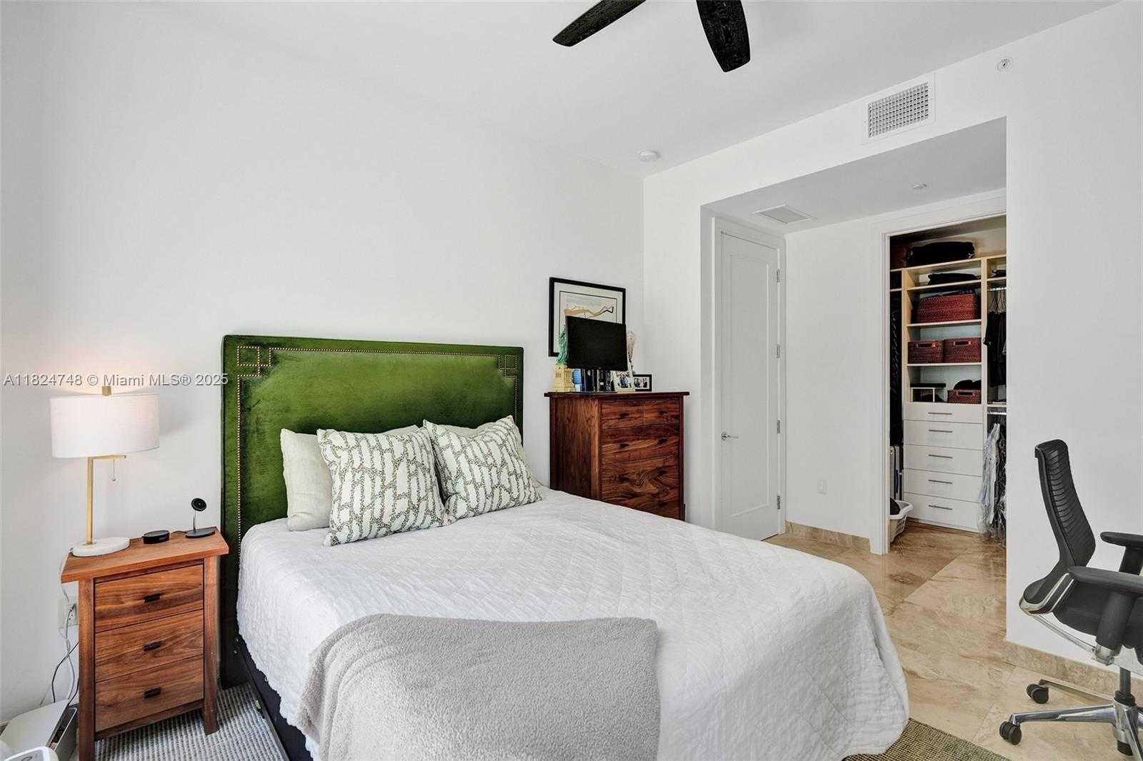 Small Image of 718 VALENCIA AVE #204, Coral Gables Number 20