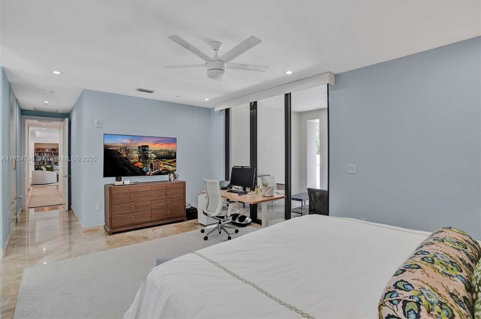 Small Image of 718 VALENCIA AVE #204, Coral Gables Number 40