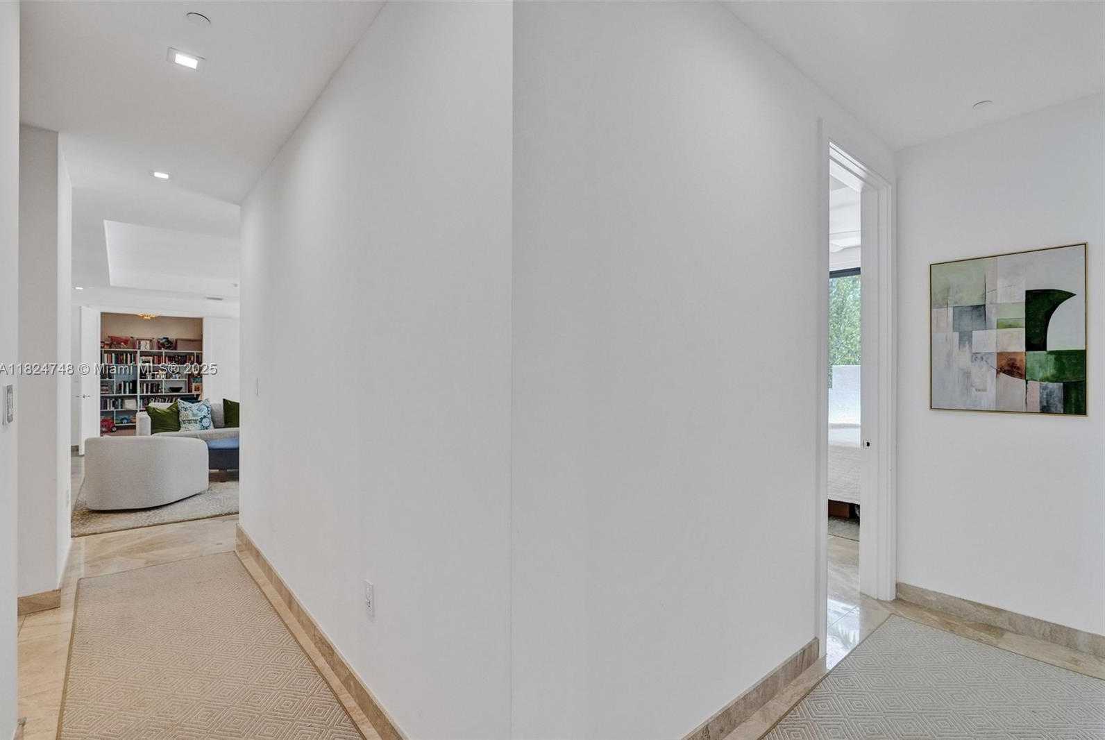Small Image of 718 VALENCIA AVE #204, Coral Gables Number 42