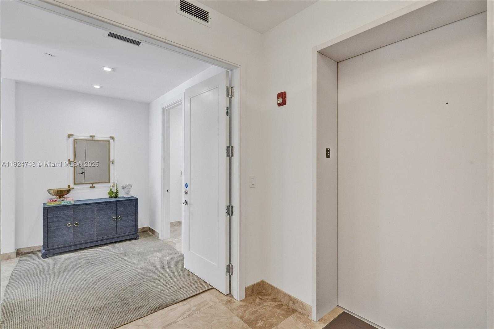 Small Image of 718 VALENCIA AVE #204, Coral Gables Number 60