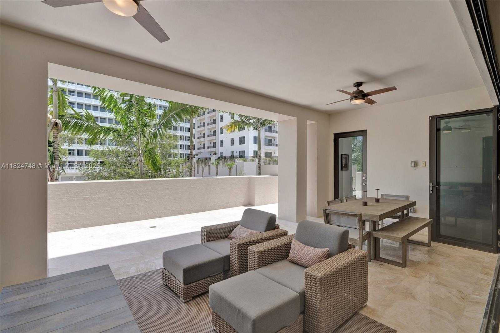 Small Image of 718 VALENCIA AVE #204, Coral Gables Number 63