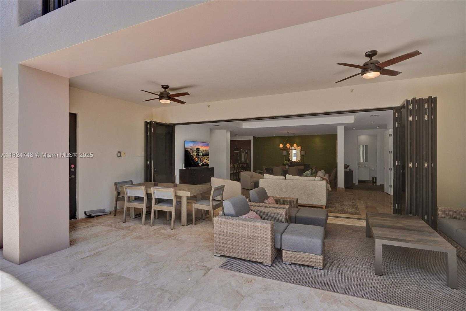 Small Image of 718 VALENCIA AVE #204, Coral Gables Number 70