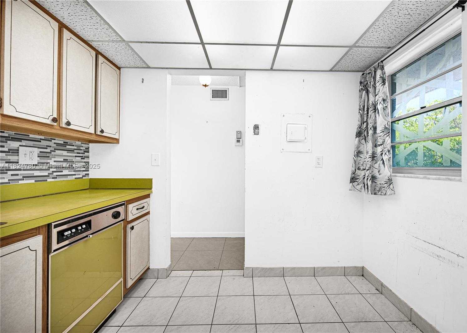 Small Image of 3551 NORTH EAST 169TH ST #312, North Miami Beach Number 5
