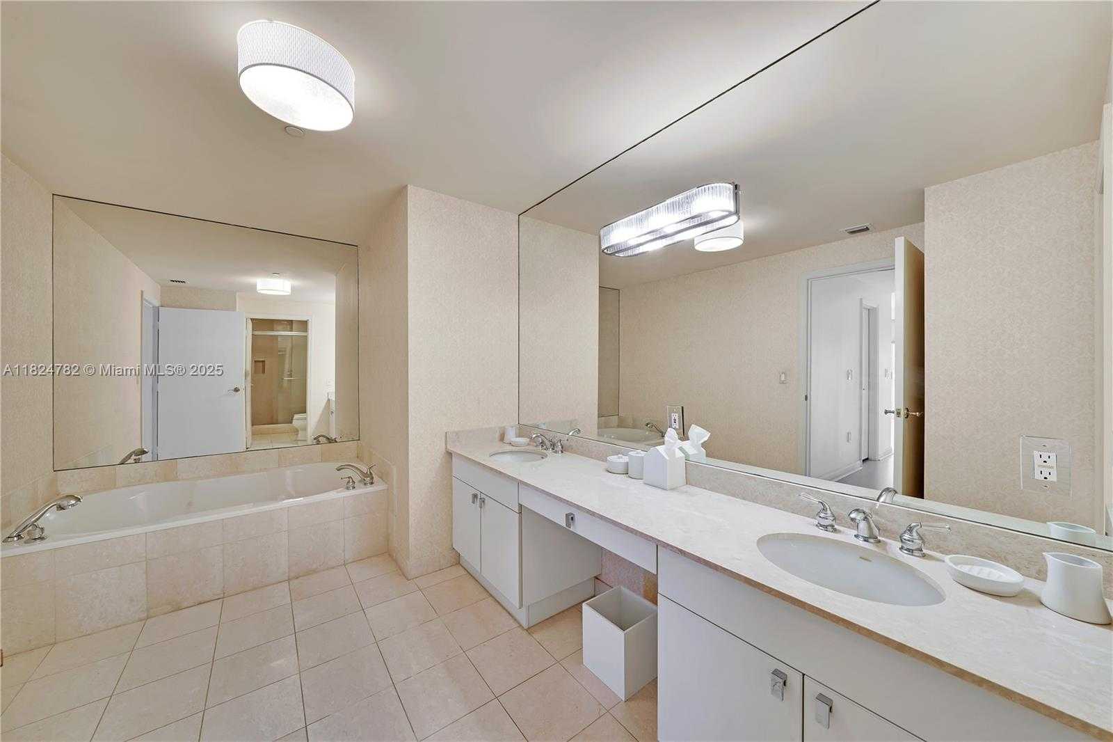 Small Image of 9601 COLLINS AVE #809, Bal Harbour Number 14
