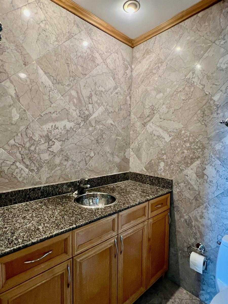 Small Image of 930 SOUTH EAST 9TH AVE #11, Pompano Beach Number 10