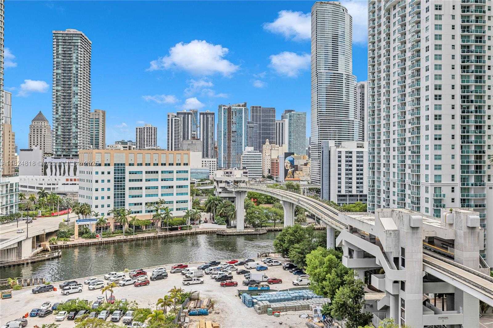 Small Image of 68 SOUTH EAST 6TH ST #712, Miami Number 17