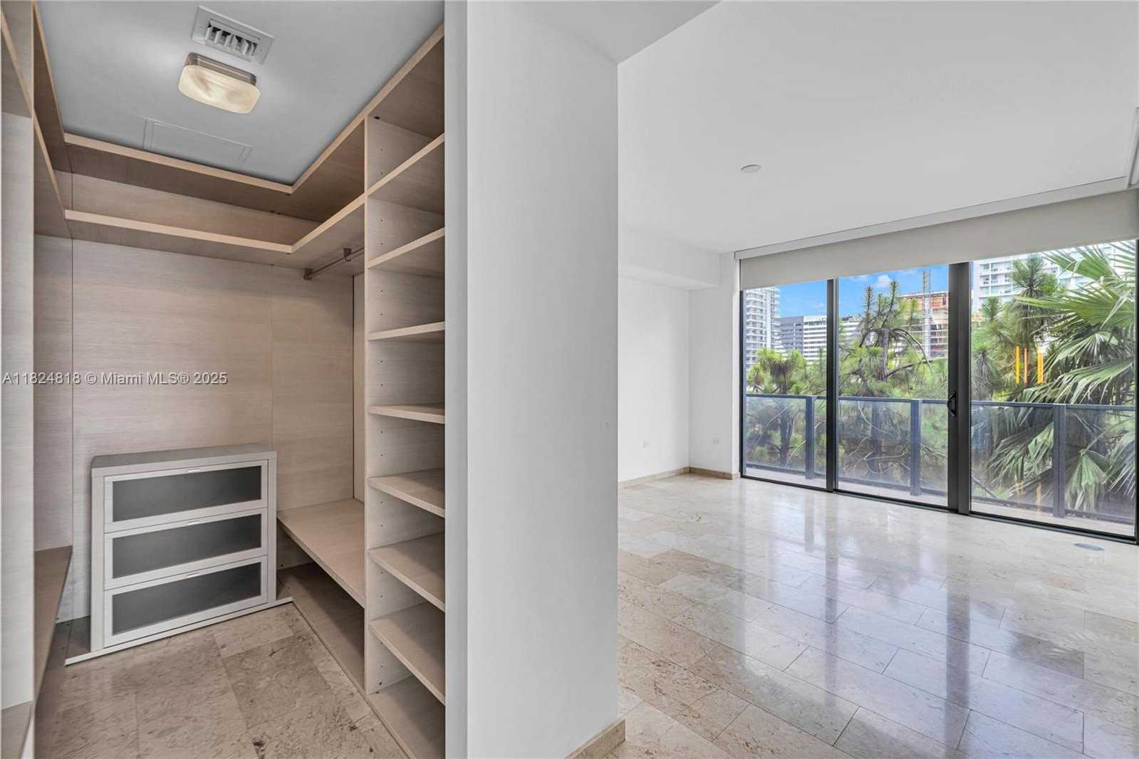 Small Image of 68 SOUTH EAST 6TH ST #712, Miami Number 20