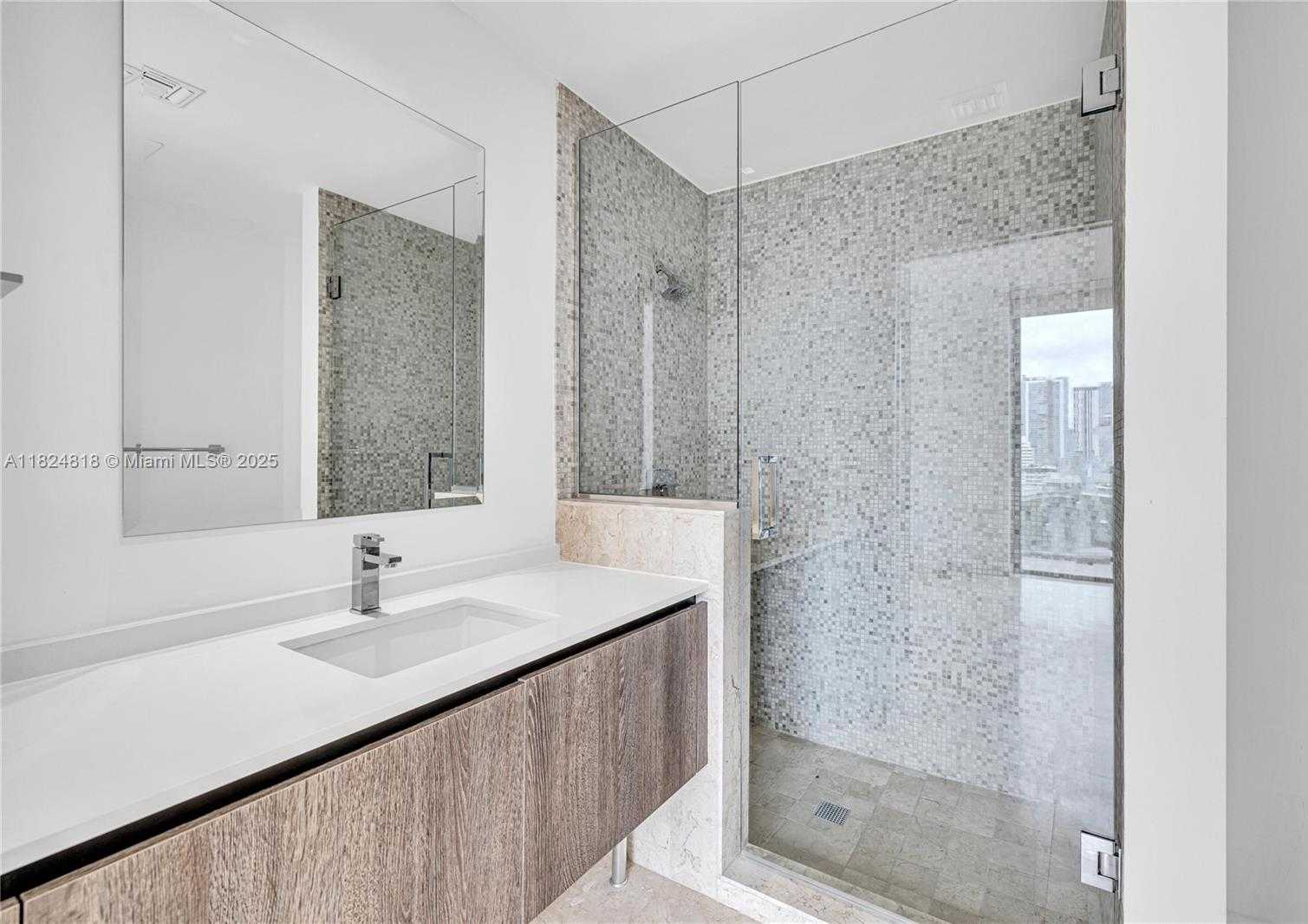 Small Image of 68 SOUTH EAST 6TH ST #712, Miami Number 29
