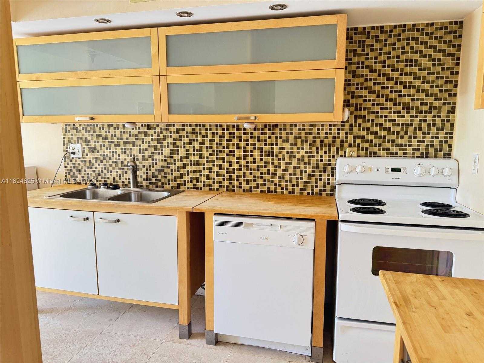 Small Image of 290 174TH ST #316, Sunny Isles Beach Number 6