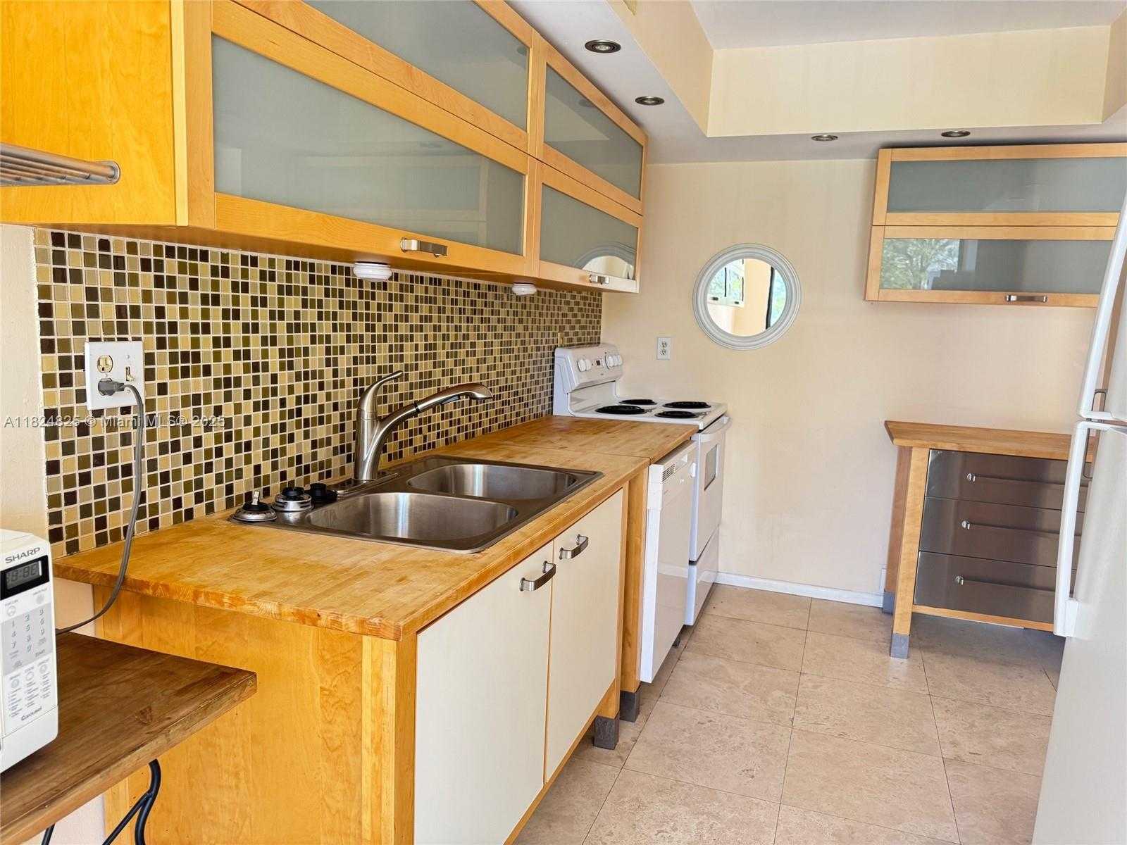 Small Image of 290 174TH ST #316, Sunny Isles Beach Number 9