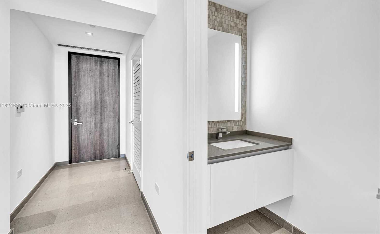 Small Image of 88 SOUTH WEST 7TH ST #1006, Miami Number 17