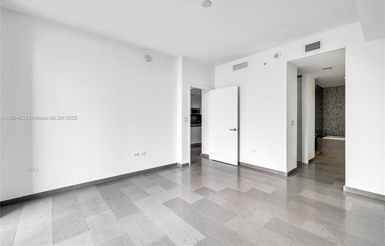 Small Image of 88 SOUTH WEST 7TH ST #1006, Miami Number 19