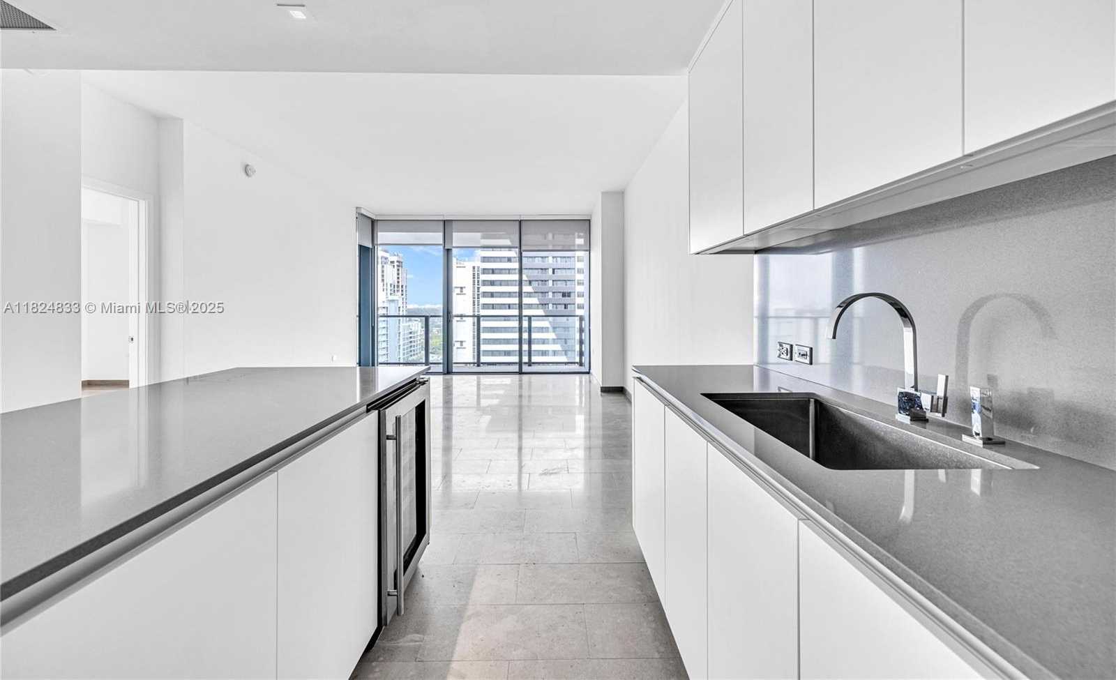 Small Image of 88 SOUTH WEST 7TH ST #1006, Miami Number 3