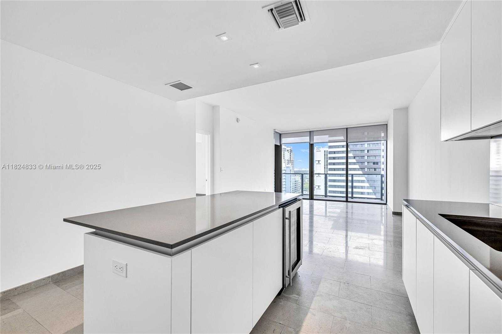 Small Image of 88 SOUTH WEST 7TH ST #1006, Miami Number 4