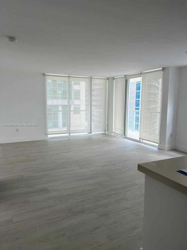 Small Image of 1155 BRICKELL BAY DR #1202, Miami Number 17