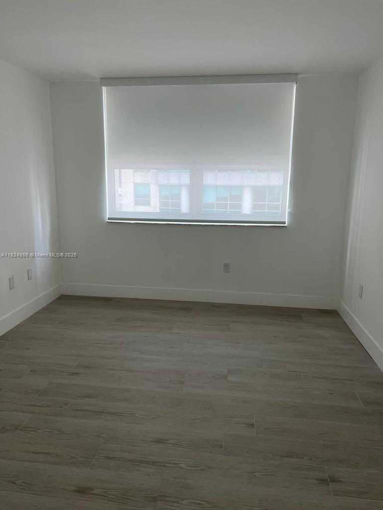 Small Image of 1155 BRICKELL BAY DR #1202, Miami Number 18
