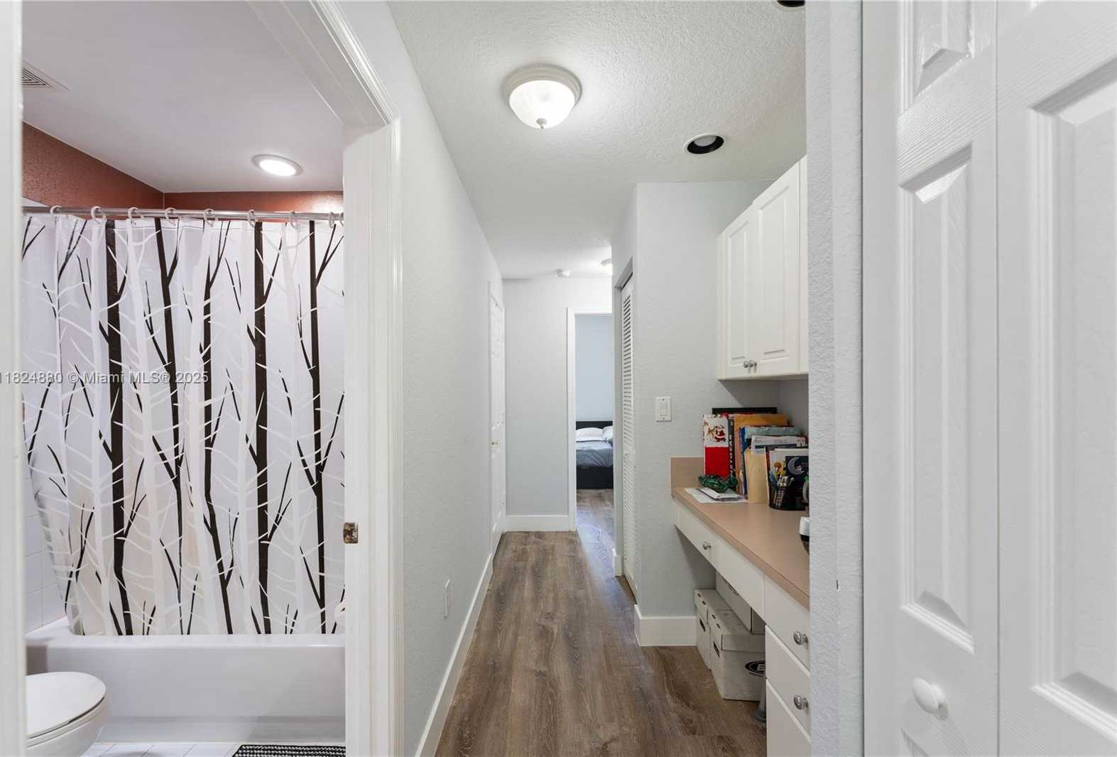 Small Image of 18739 SOUTH WEST 28TH ST, Miramar Number 10