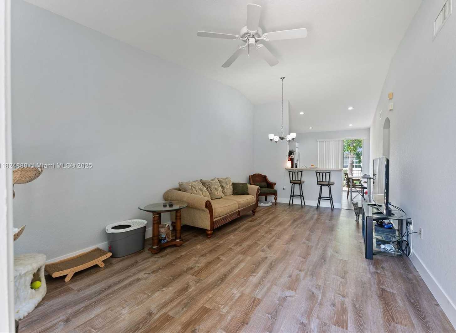 Small Image of 18739 SOUTH WEST 28TH ST, Miramar Number 2