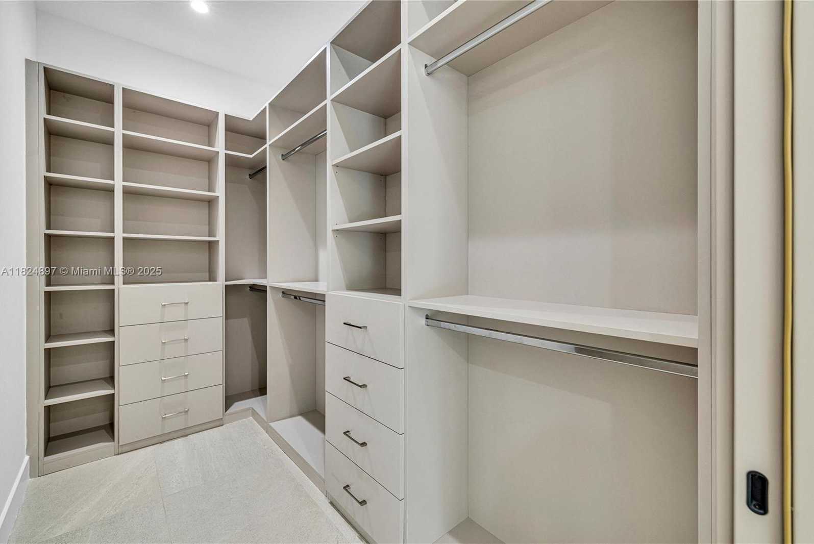 Small Image of 23 SOUTH EAST 12TH AVE #A, Fort Lauderdale Number 22