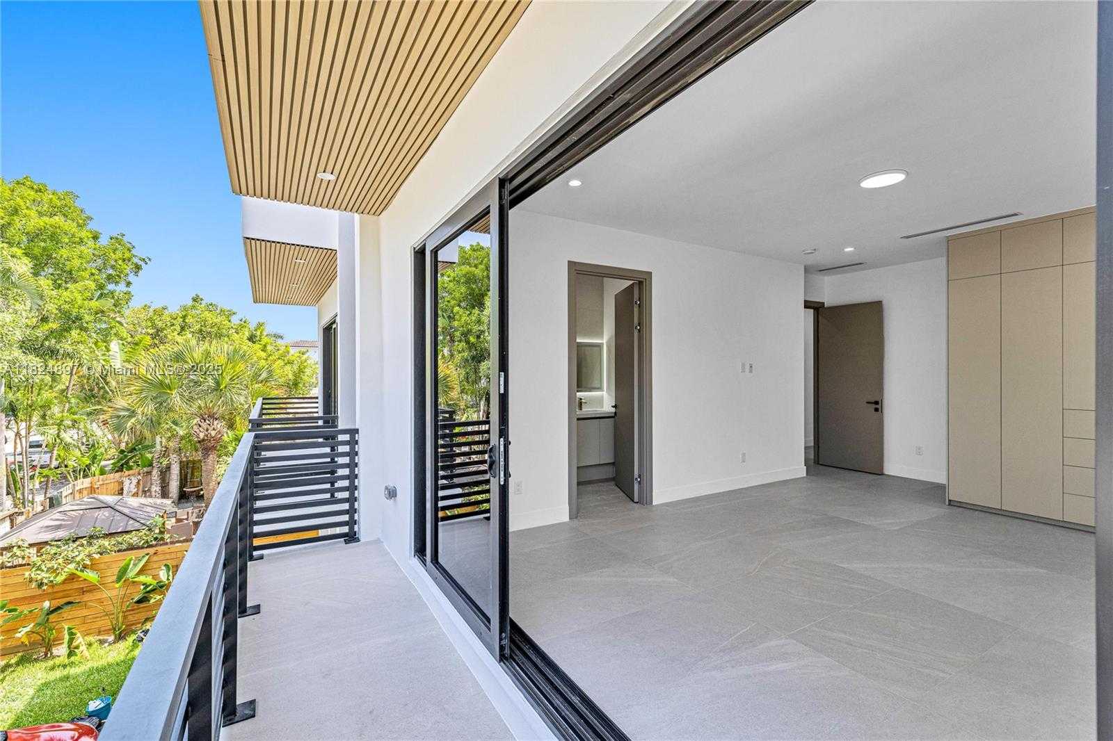 Small Image of 23 SOUTH EAST 12TH AVE #A, Fort Lauderdale Number 28
