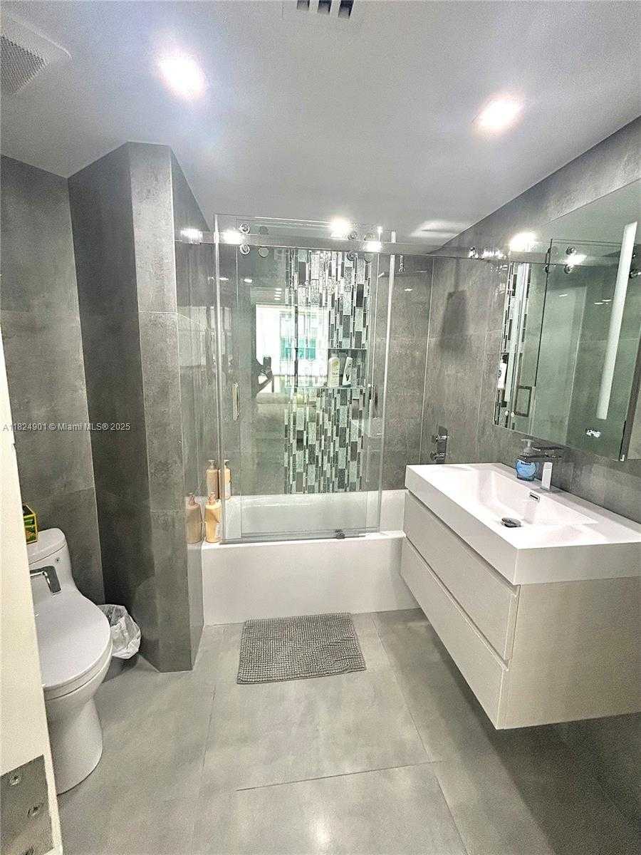 Small Image of 9455 COLLINS AVE #809, Surfside Number 20
