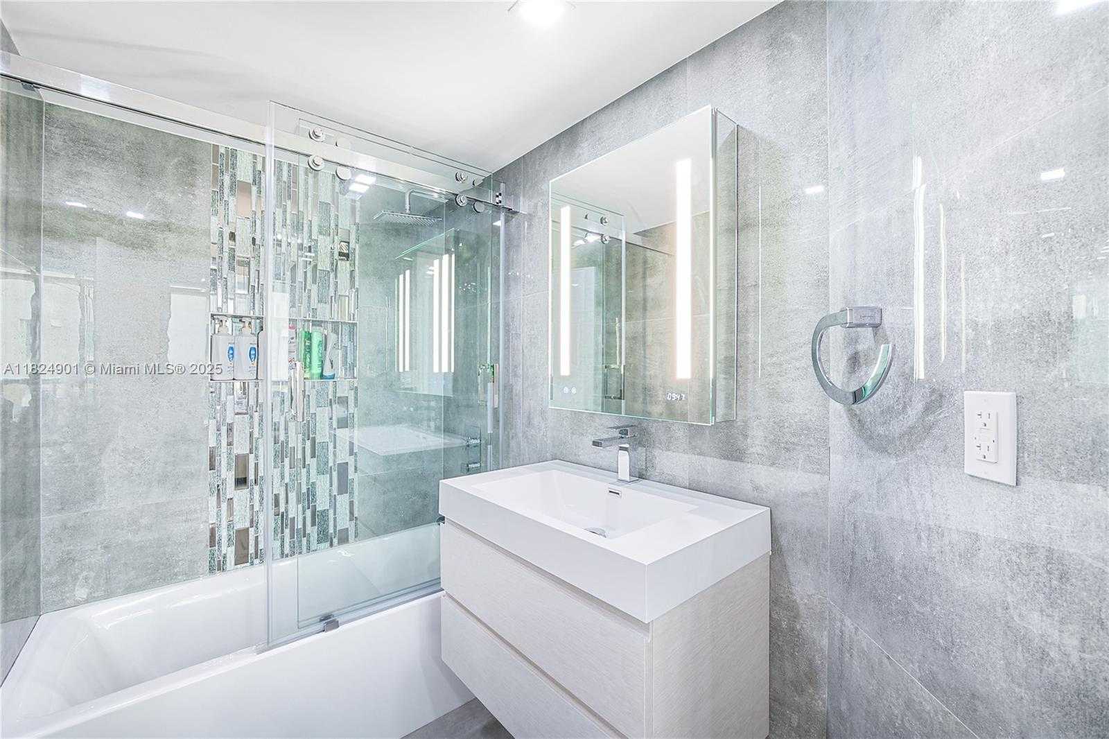 Small Image of 9455 COLLINS AVE #809, Surfside Number 26