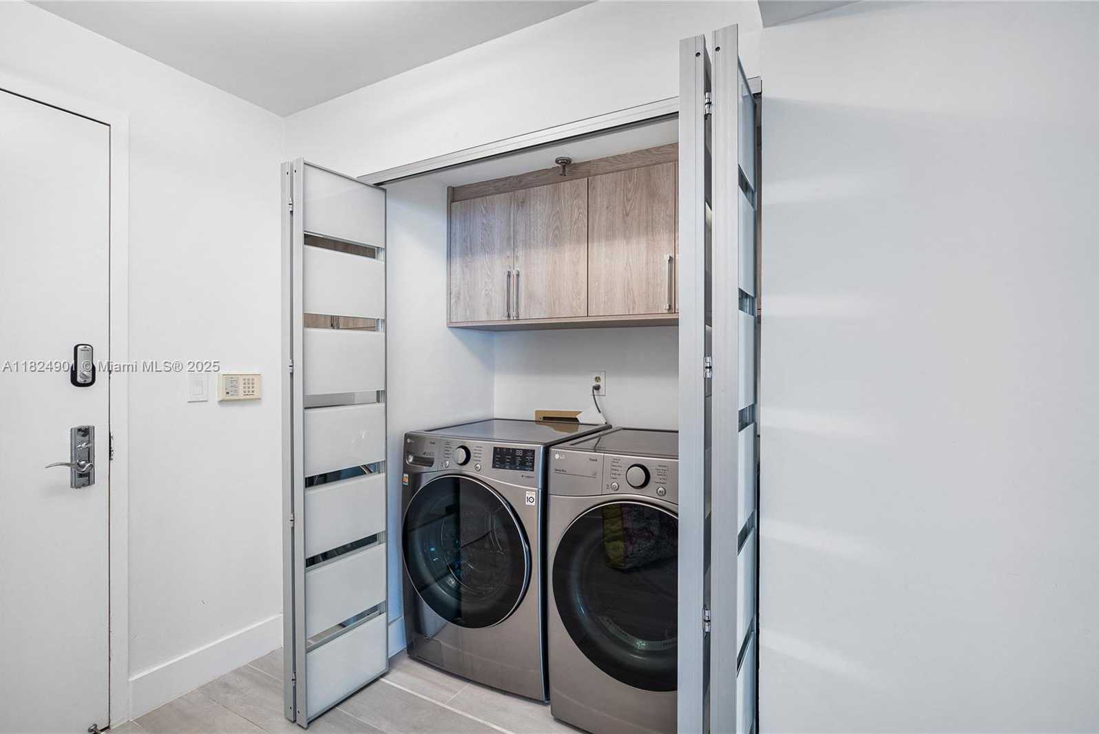 Small Image of 9455 COLLINS AVE #809, Surfside Number 28