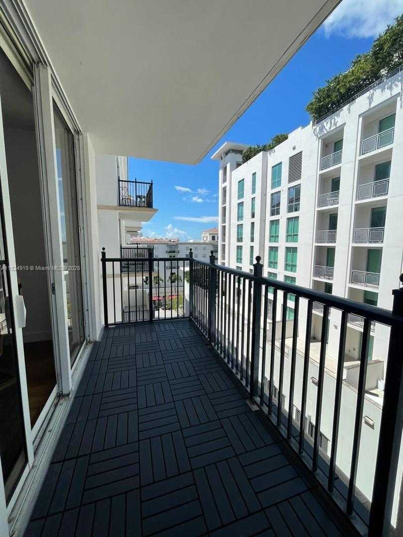 Small Image of 4100 SALZEDO ST #809, Coral Gables Number 10
