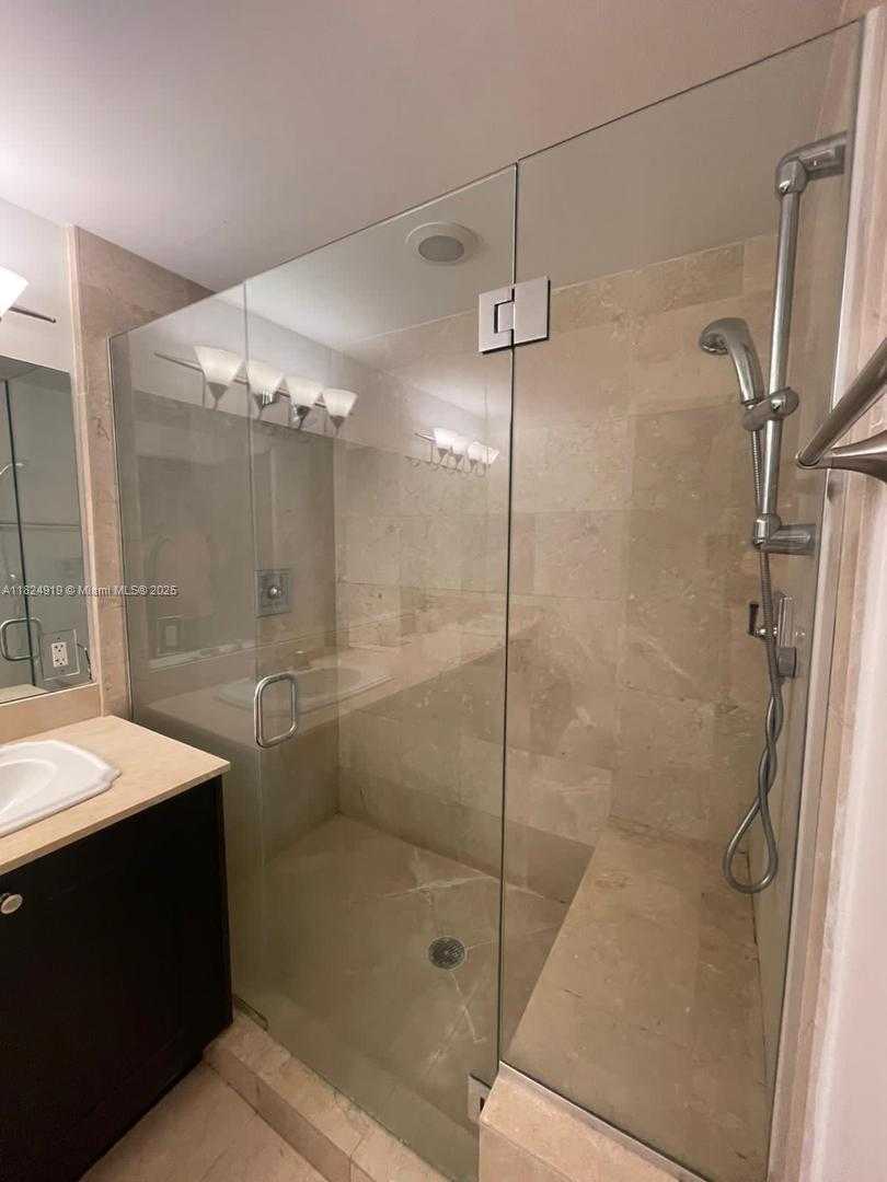Small Image of 4100 SALZEDO ST #809, Coral Gables Number 14