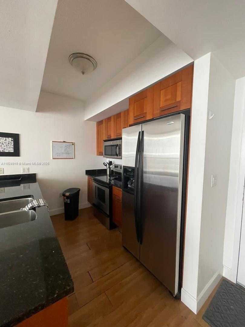 Small Image of 4100 SALZEDO ST #809, Coral Gables Number 4