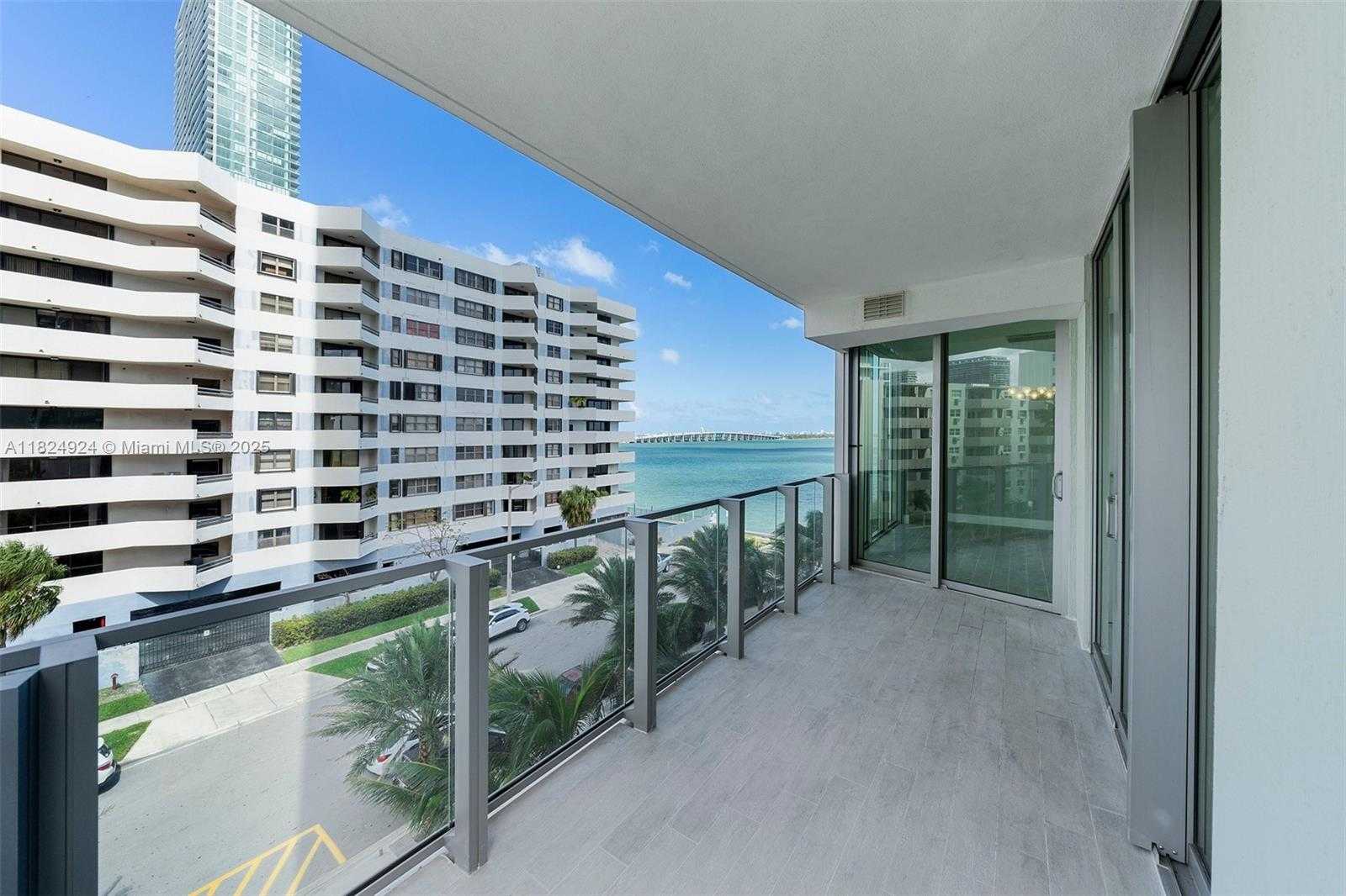 Small Image of 2900 NORTH EAST 7TH AVE #301, Miami Number 11