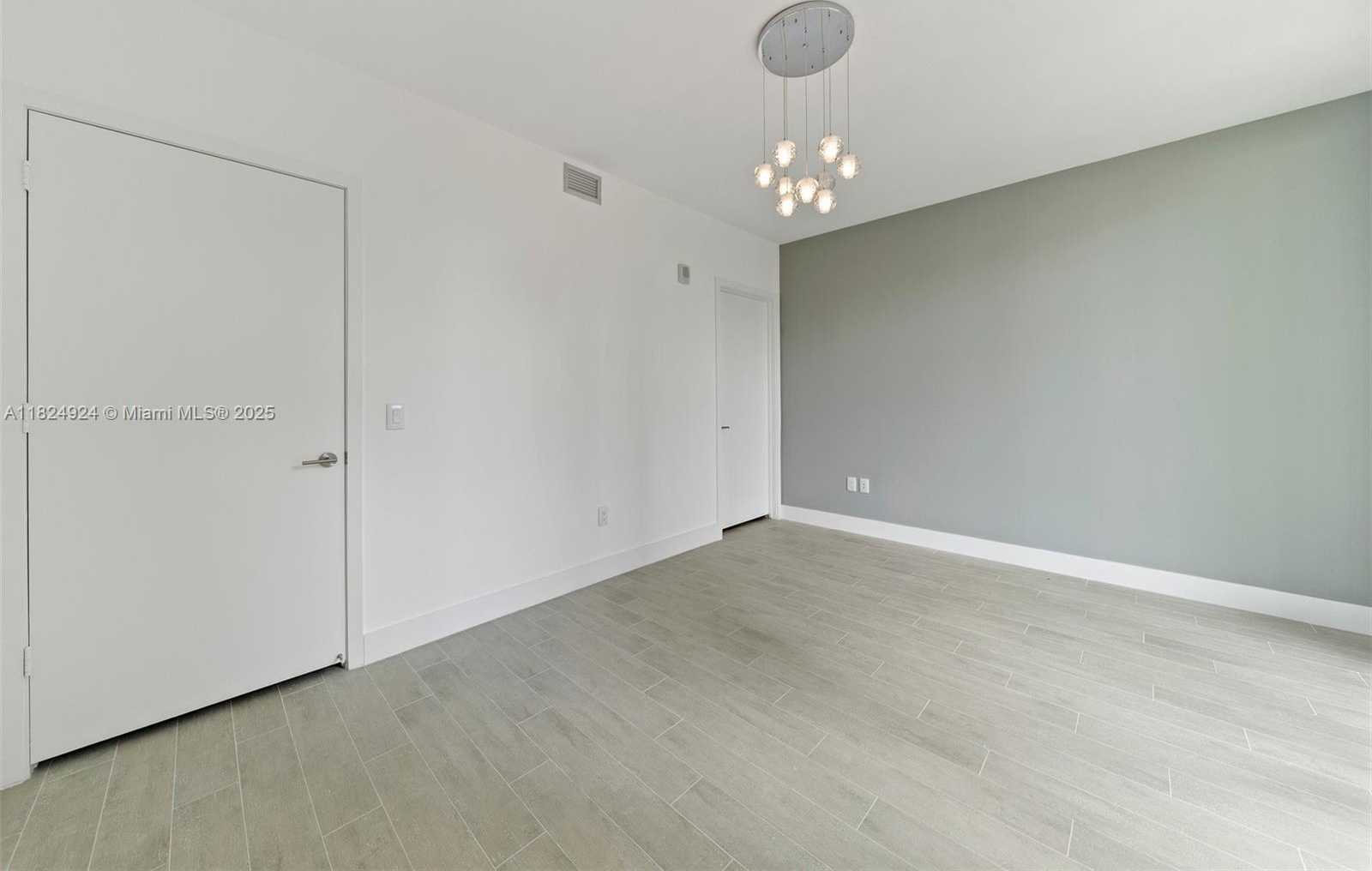 Small Image of 2900 NORTH EAST 7TH AVE #301, Miami Number 13