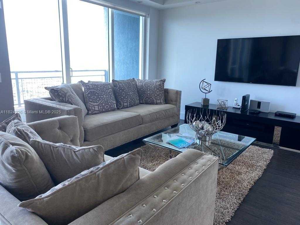 Small Image of 60 SOUTH WEST 13TH ST #4607, Miami Number 12