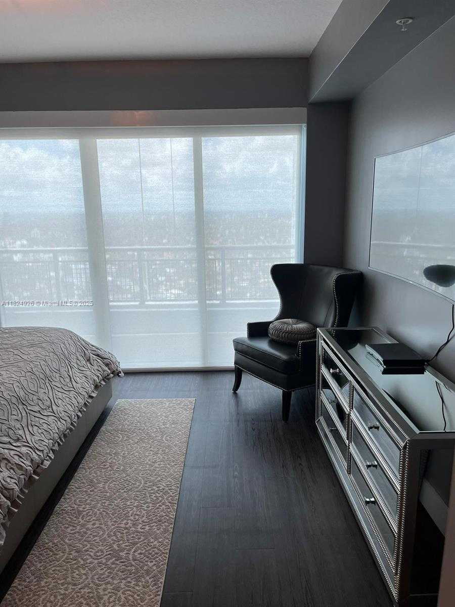 Small Image of 60 SOUTH WEST 13TH ST #4607, Miami Number 20