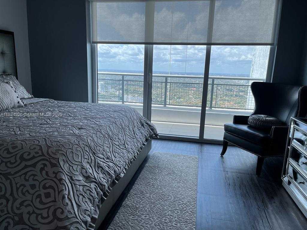 Small Image of 60 SOUTH WEST 13TH ST #4607, Miami Number 21