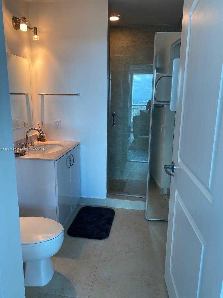 Small Image of 60 SOUTH WEST 13TH ST #4607, Miami Number 22
