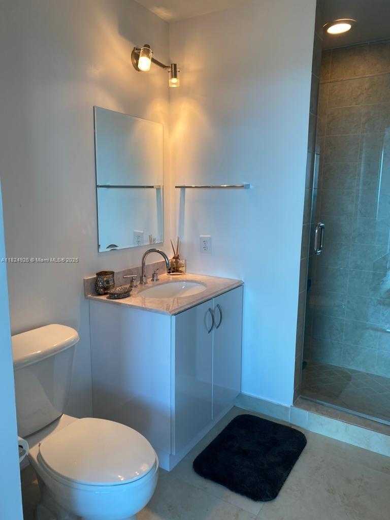 Small Image of 60 SOUTH WEST 13TH ST #4607, Miami Number 26