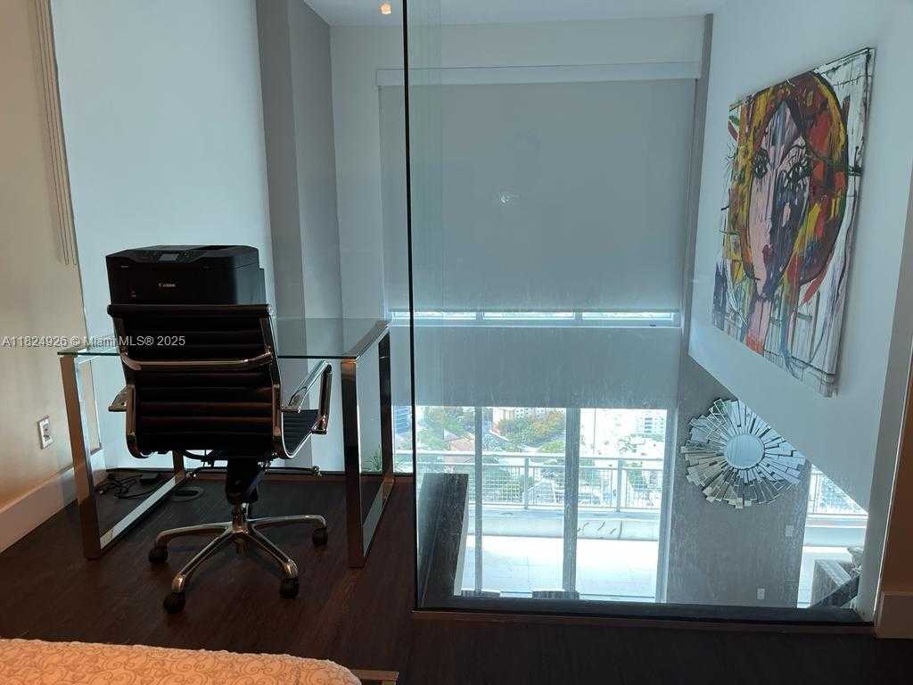 Small Image of 60 SOUTH WEST 13TH ST #4607, Miami Number 33