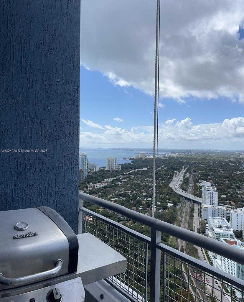 Small Image of 60 SOUTH WEST 13TH ST #4607, Miami Number 37