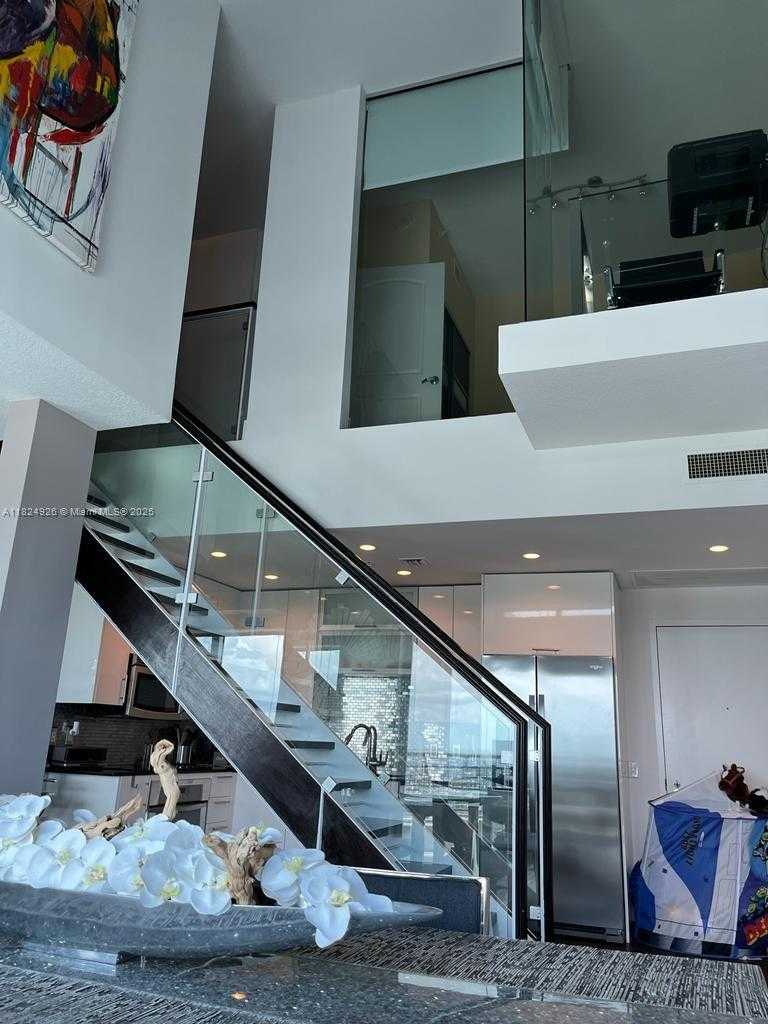 Small Image of 60 SOUTH WEST 13TH ST #4607, Miami Number 4